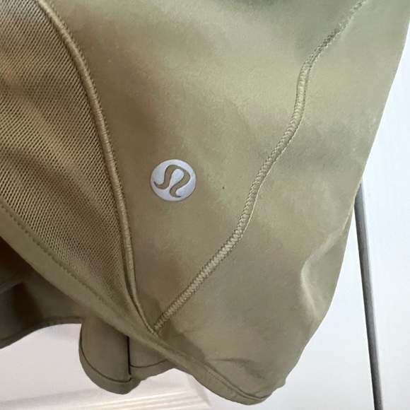 SOLD Lululemon Hotty Hot Shorts - Picture 3 of 4